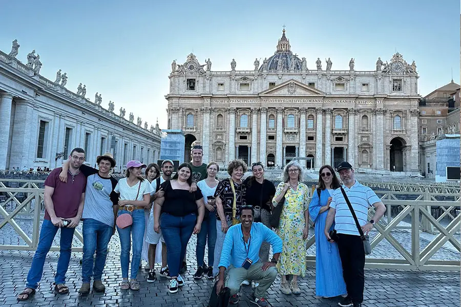 וותיקן-חגי-לקוחות