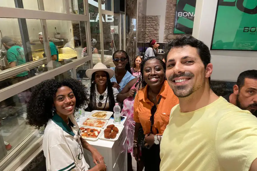 לקוחות-פיצה