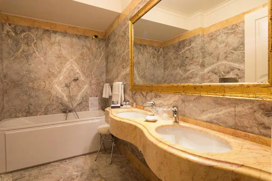 Grand-Visconti-Palace3