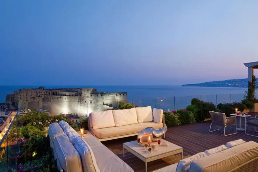 Grand-Hotel-Vesuvio8