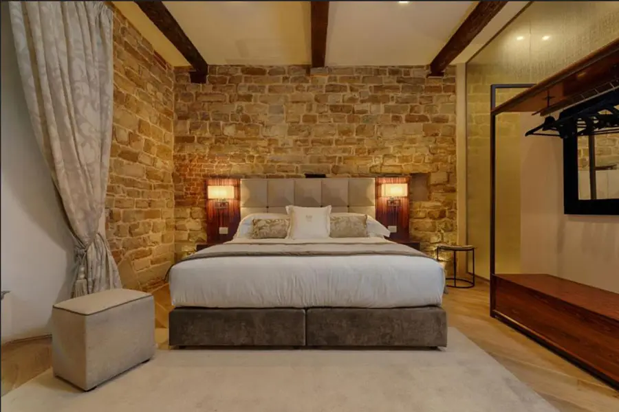 Donati-Luxury-Tower-Suites1