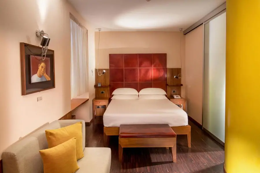 Art-by-the-Spanish-Steps3