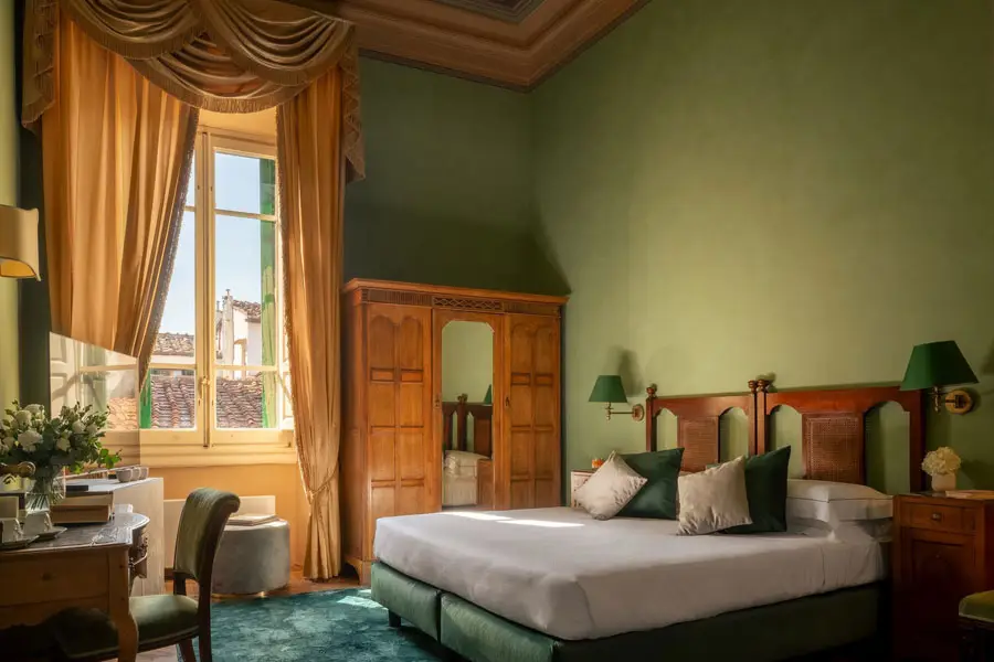 Loggiato-Dei-Serviti2