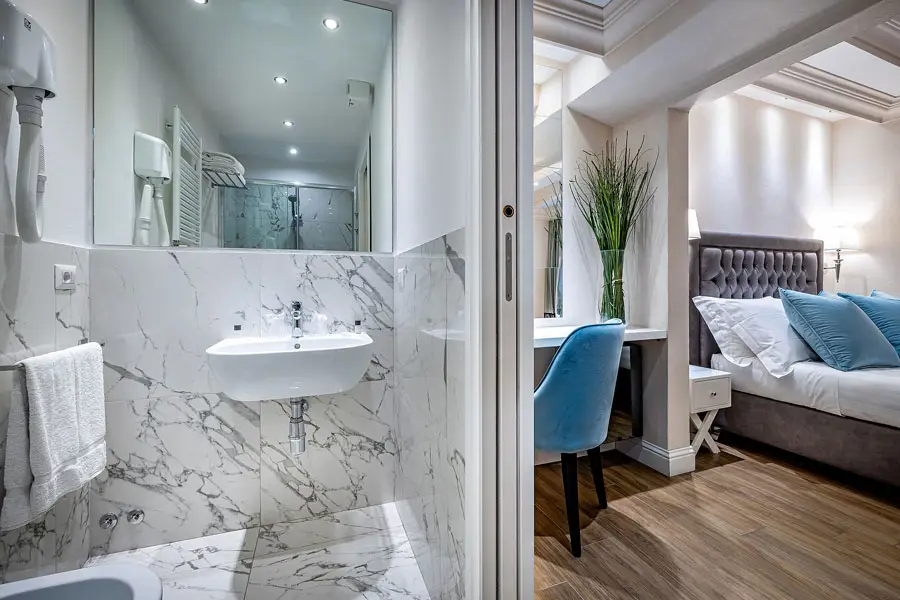 Ungherese-Small-Luxury5