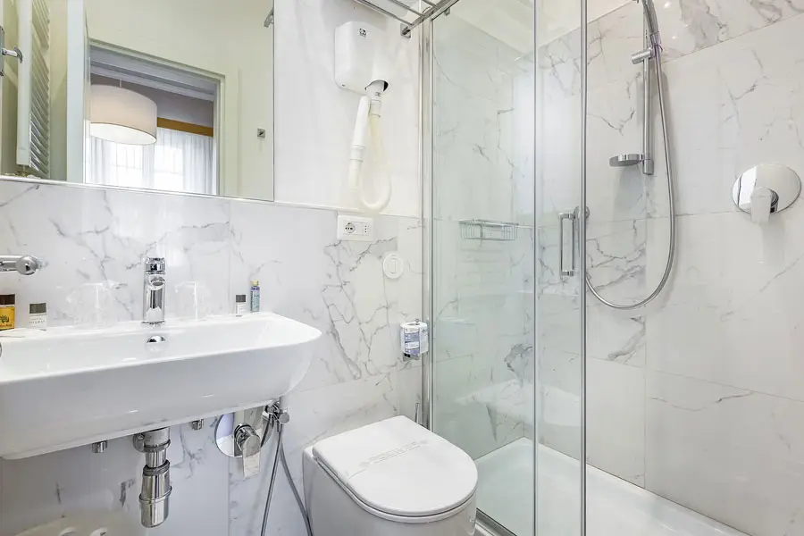 Ungherese-Small-Luxury6