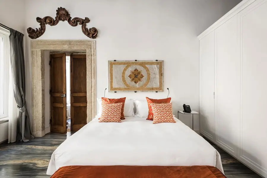 Palazzo-Delle-Pietre1